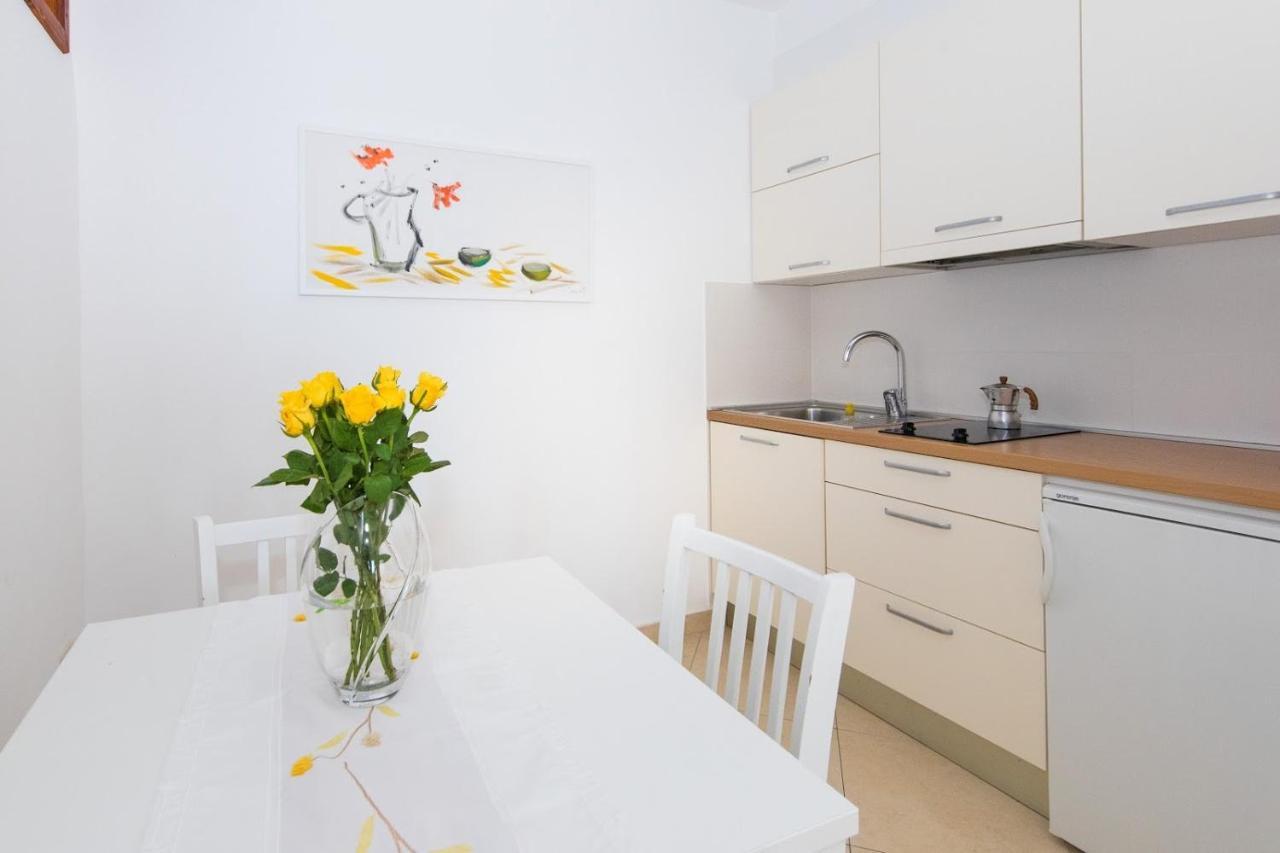 Lacroma Apartments Dubrovnik Bagian luar foto
