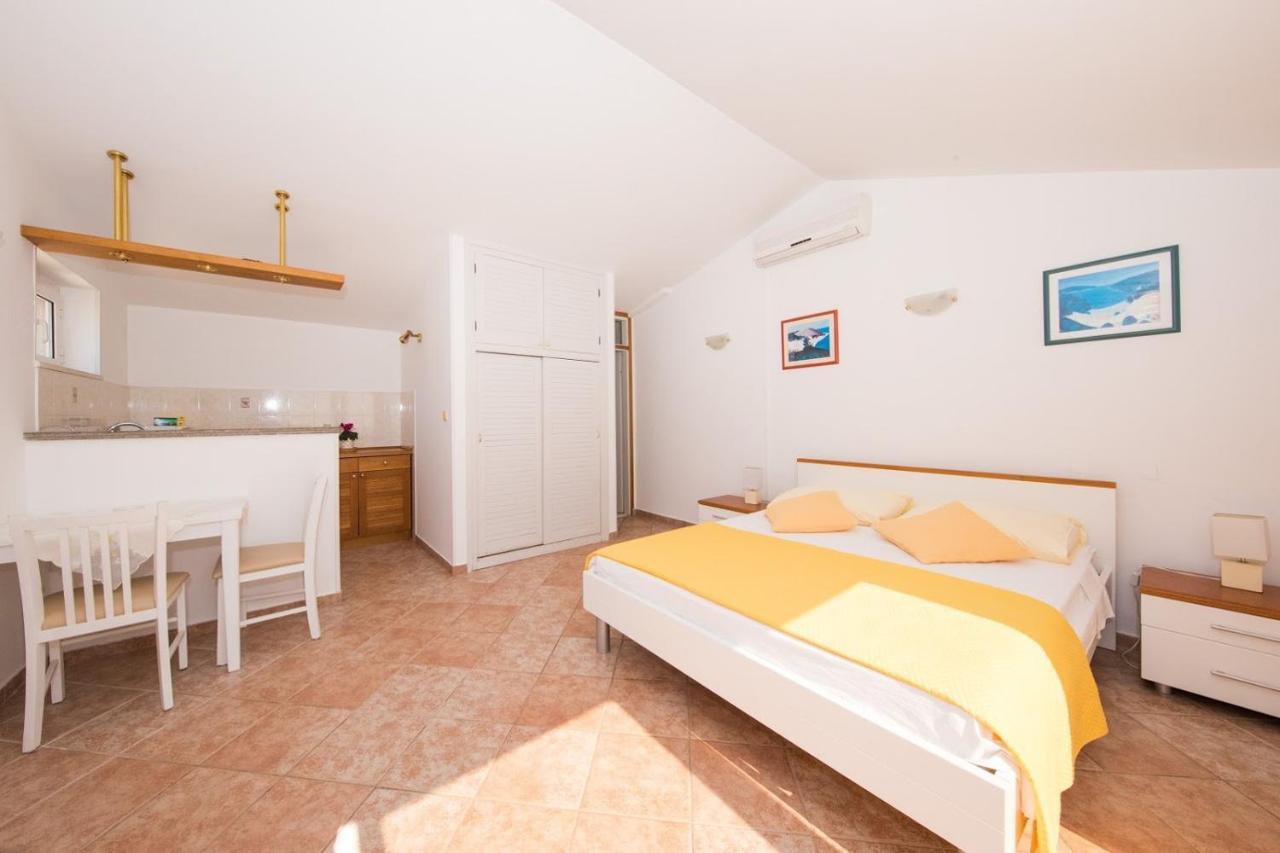 Lacroma Apartments Dubrovnik Bagian luar foto